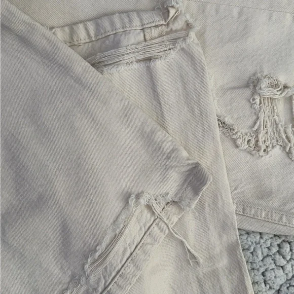 Aeropostal Cream 90’s woman’s NEW! Jeans - Picture 4 of 9